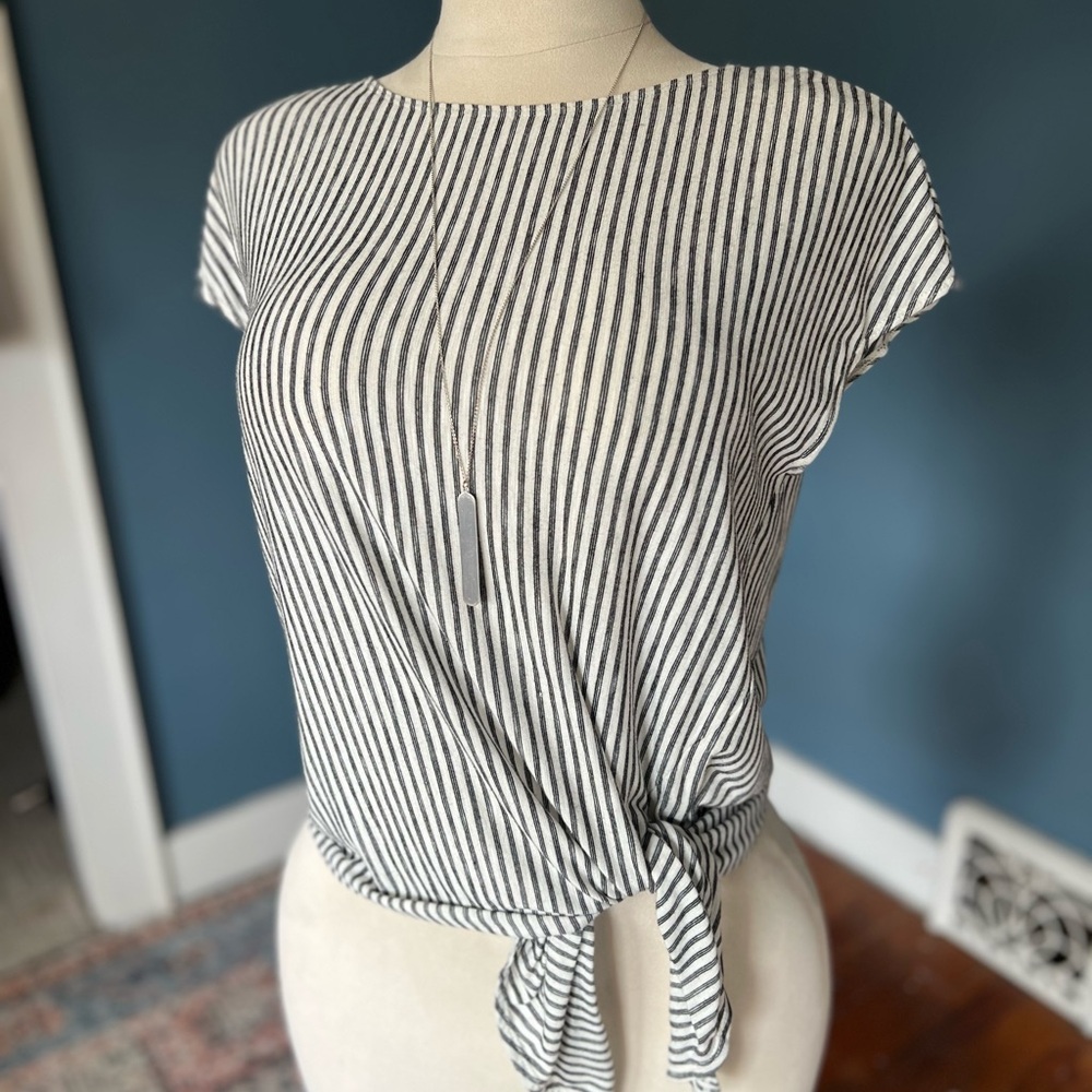 Max Studio Navy and White Women's Top with side tie